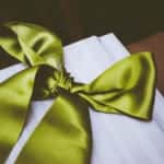 Green bow